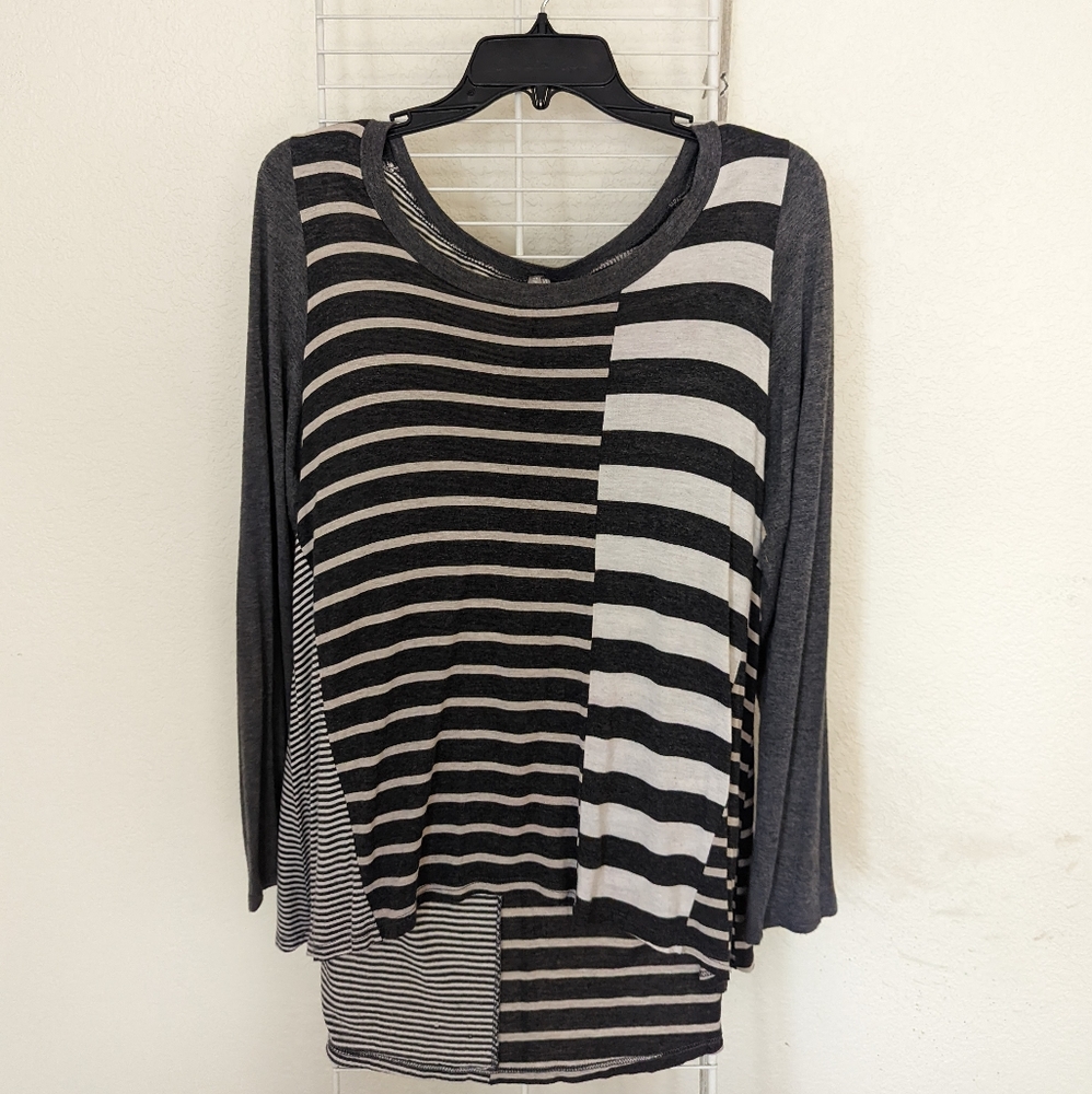 Max Rave Long Sleeve Stripped Shirt Sz XL